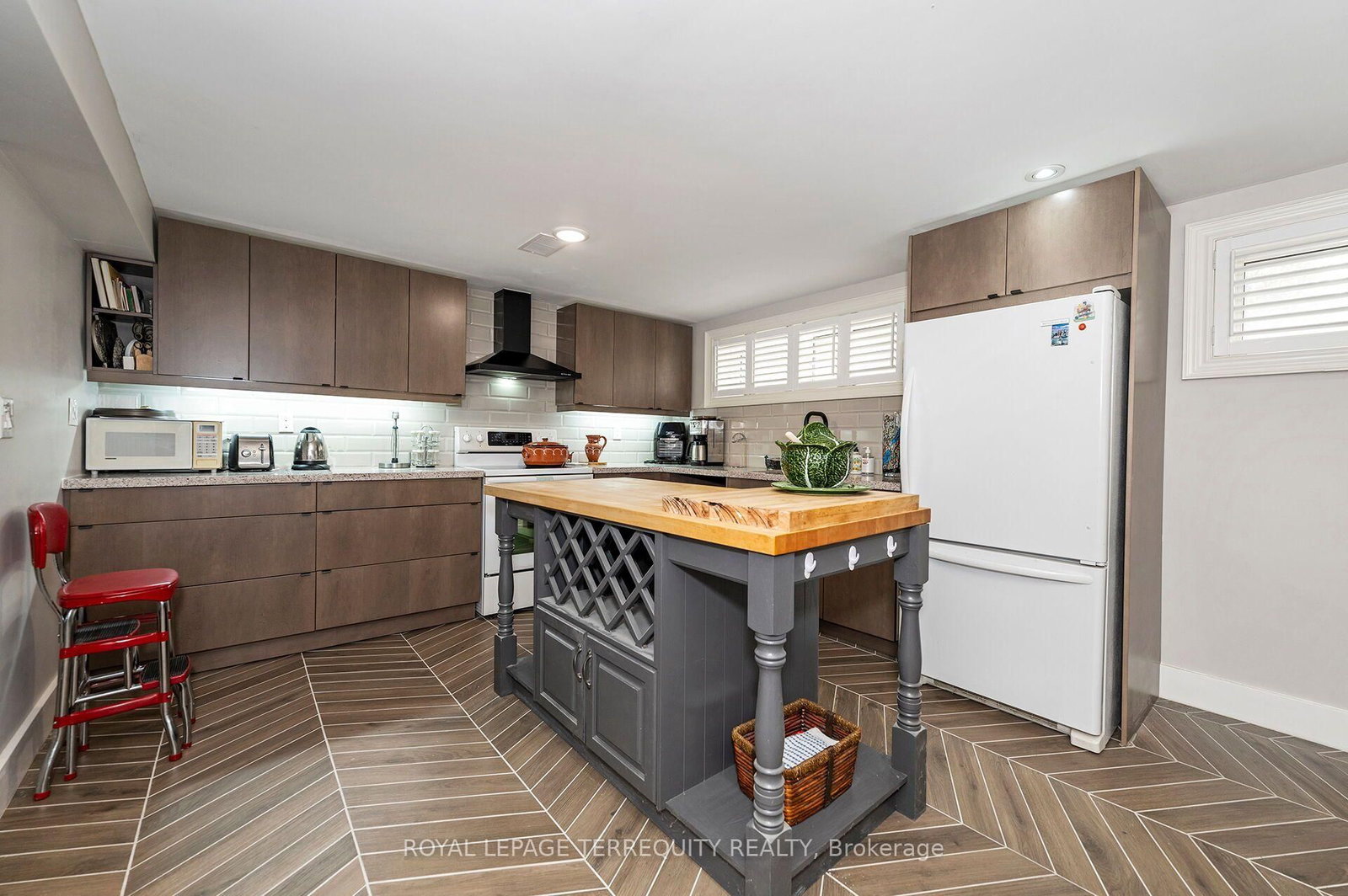 120 Falstaff Ave, Toronto — 21