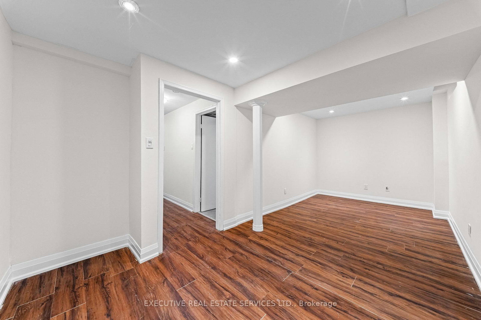 100 Centre St, Brampton — 34