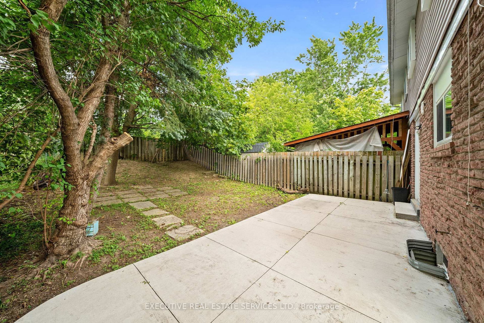 100 Centre St, Brampton — 37