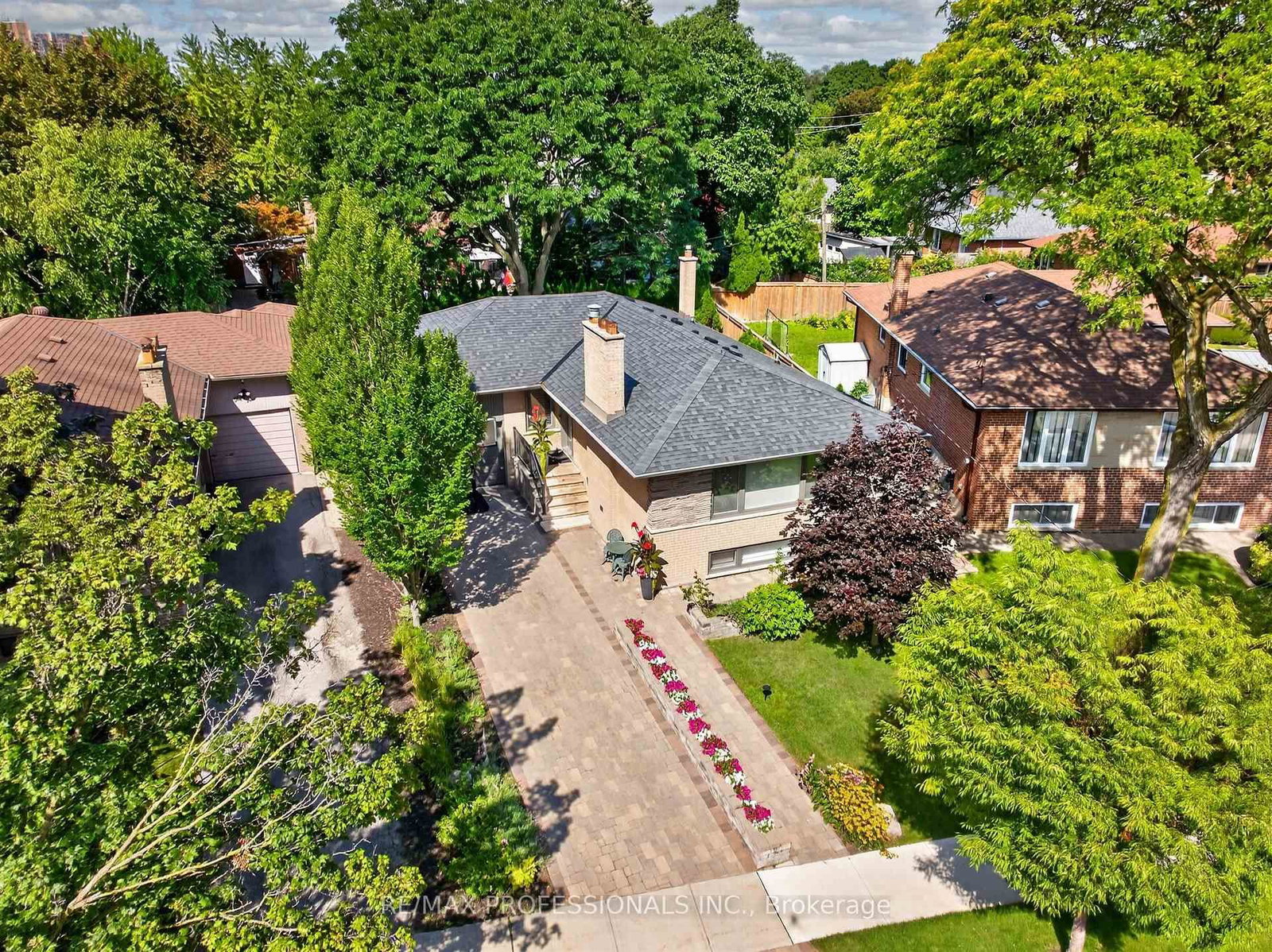57 Merrygale Cres, Toronto — 2