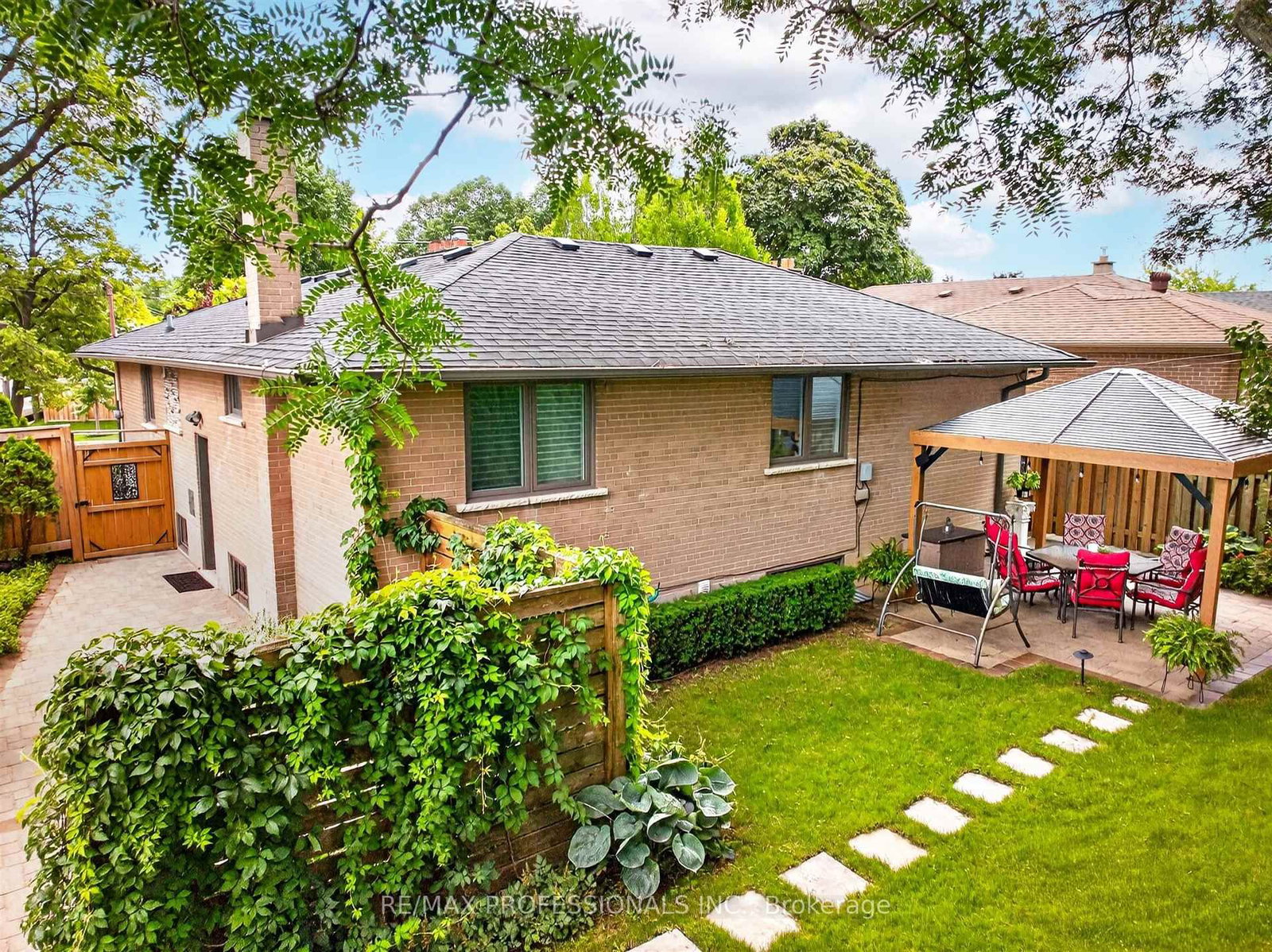 57 Merrygale Cres, Toronto — 48