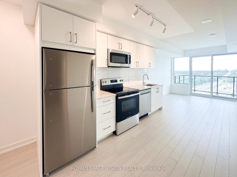 1411 - 4010 Eglinton Ave - Photo 2