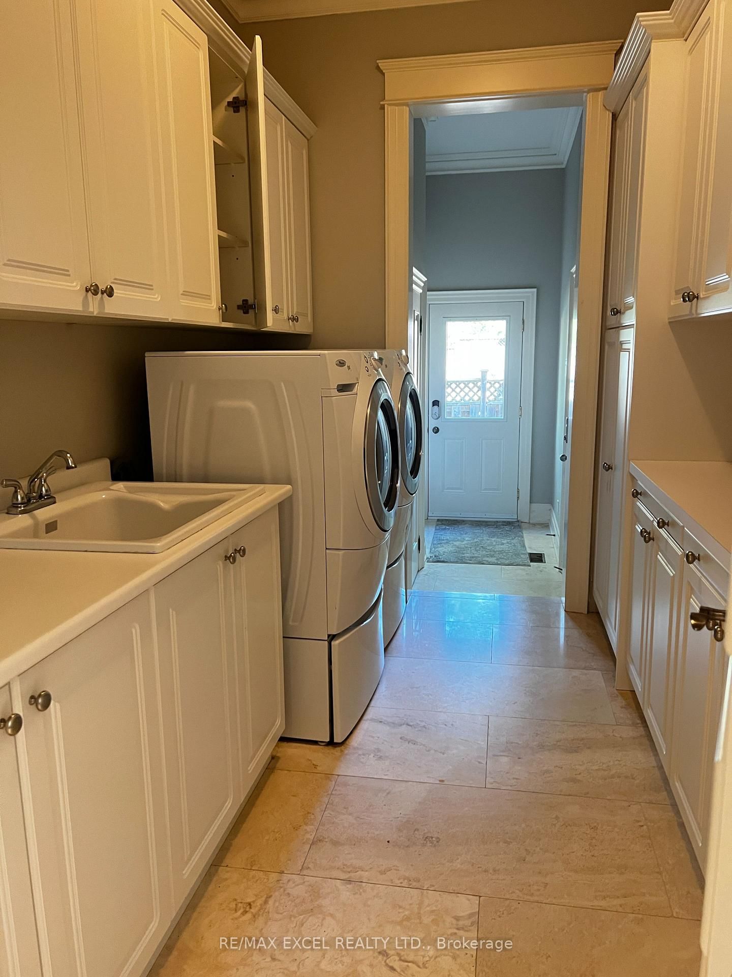 1205 Streambank Dr, Mississauga — 23
