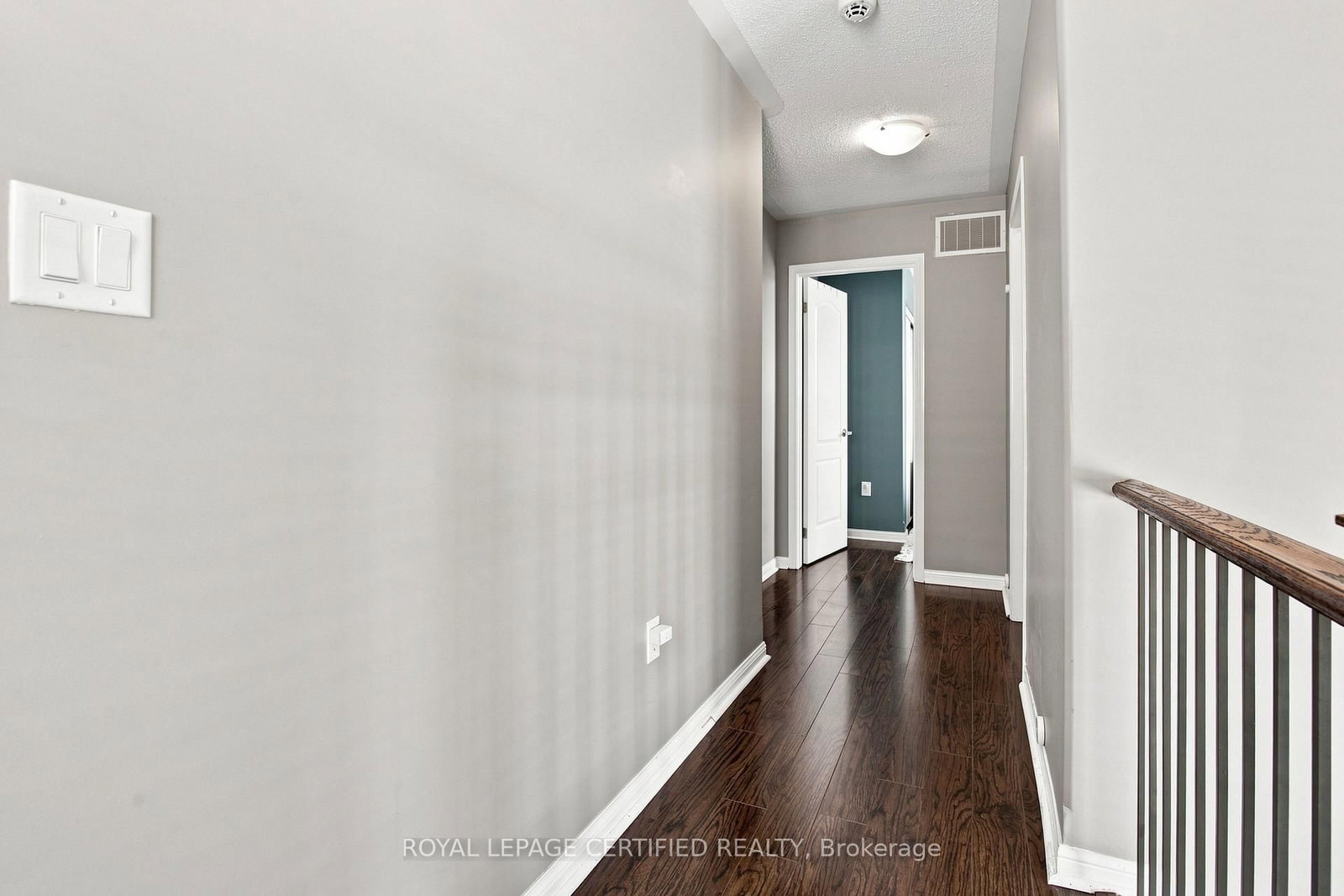 146 Willet Terr, Milton — 18