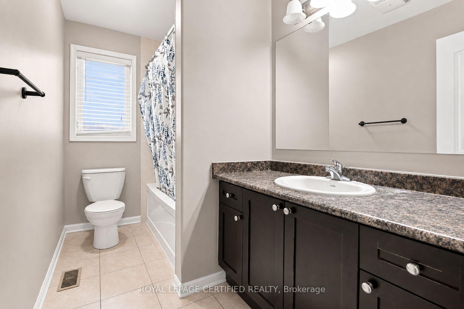 146 Willet Terr, Milton — 19