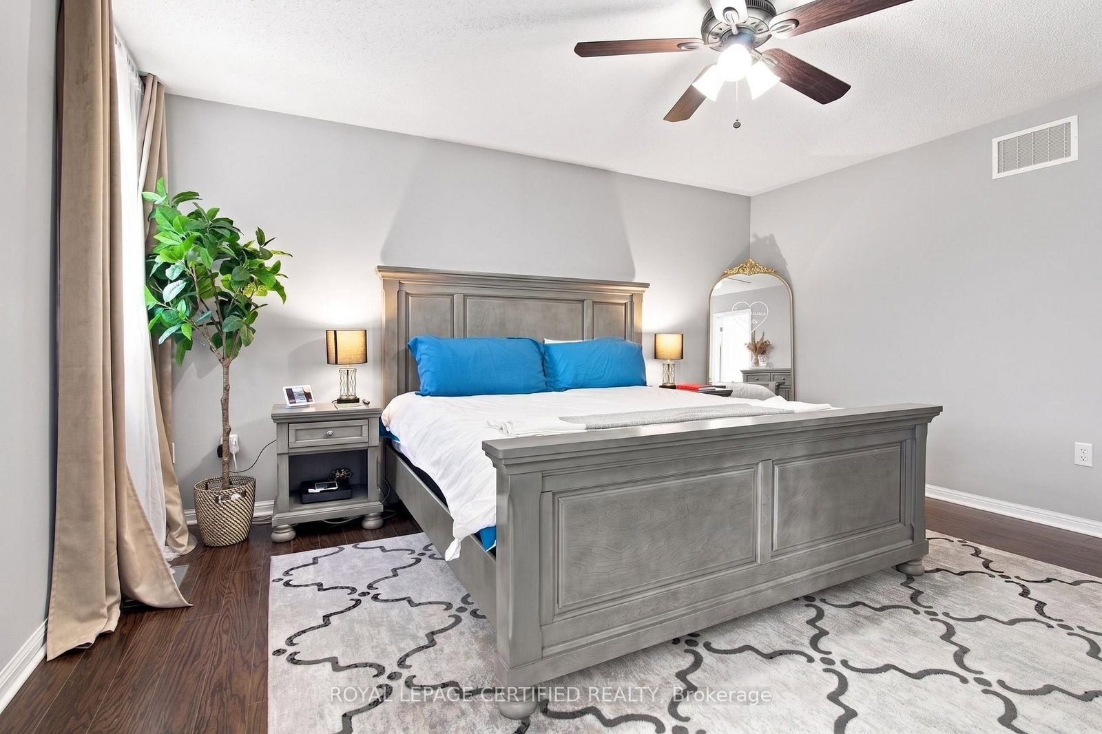 146 Willet Terr, Milton — 27
