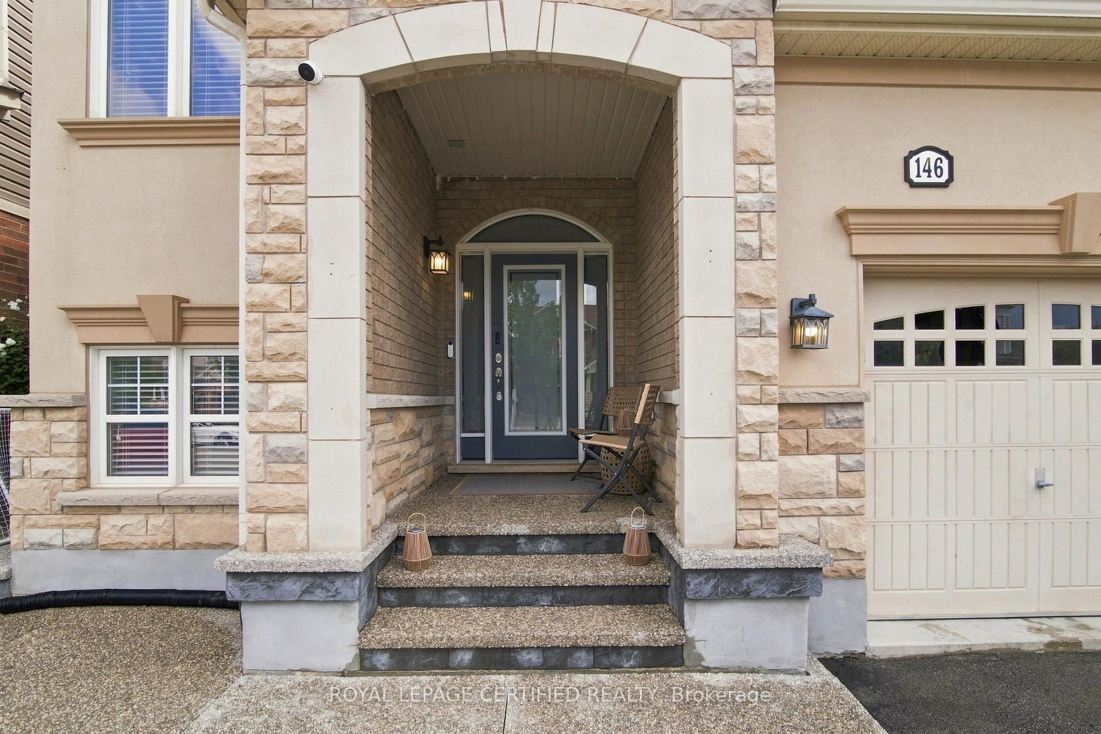 146 Willet Terr, Milton — 3