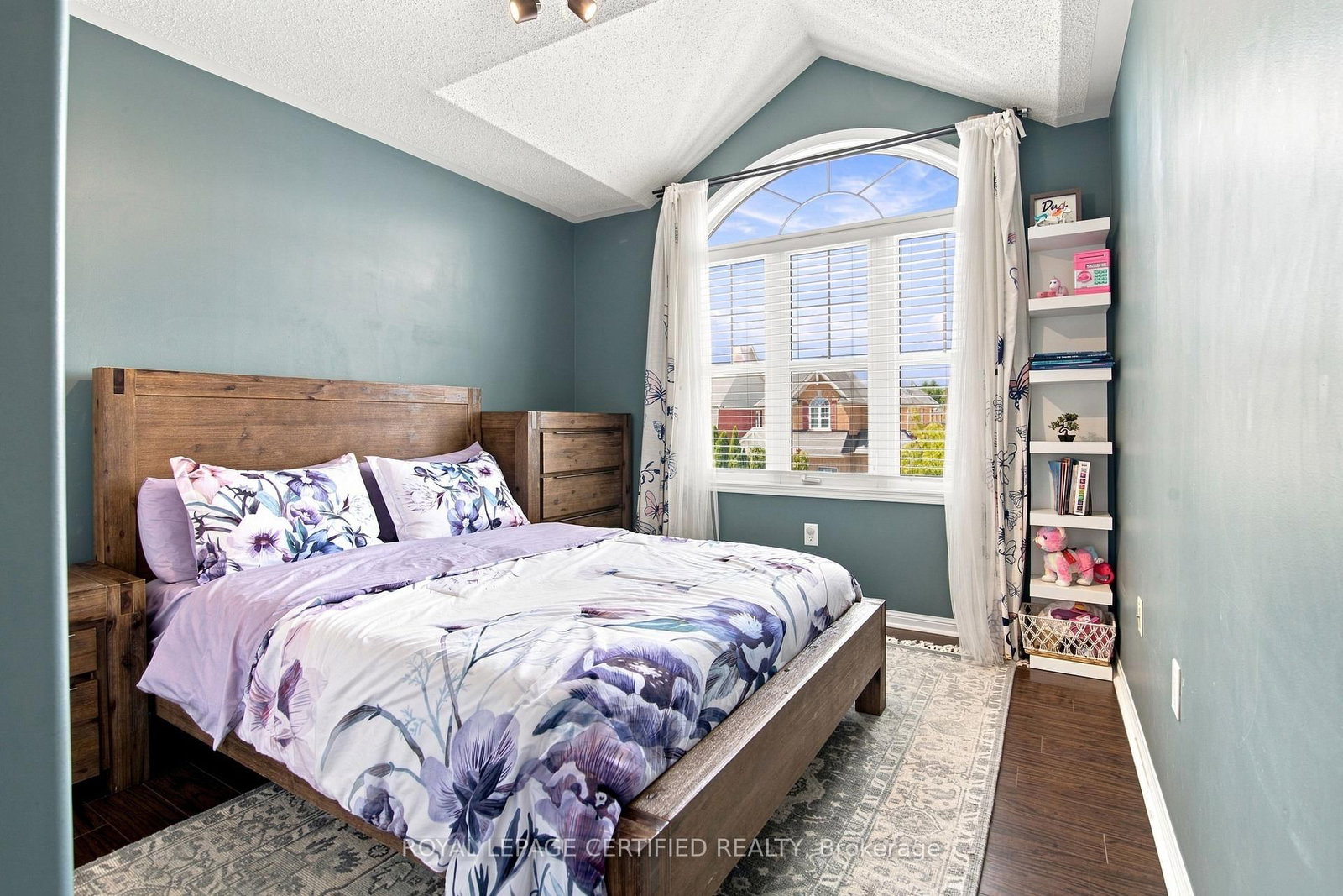 146 Willet Terr, Milton — 30