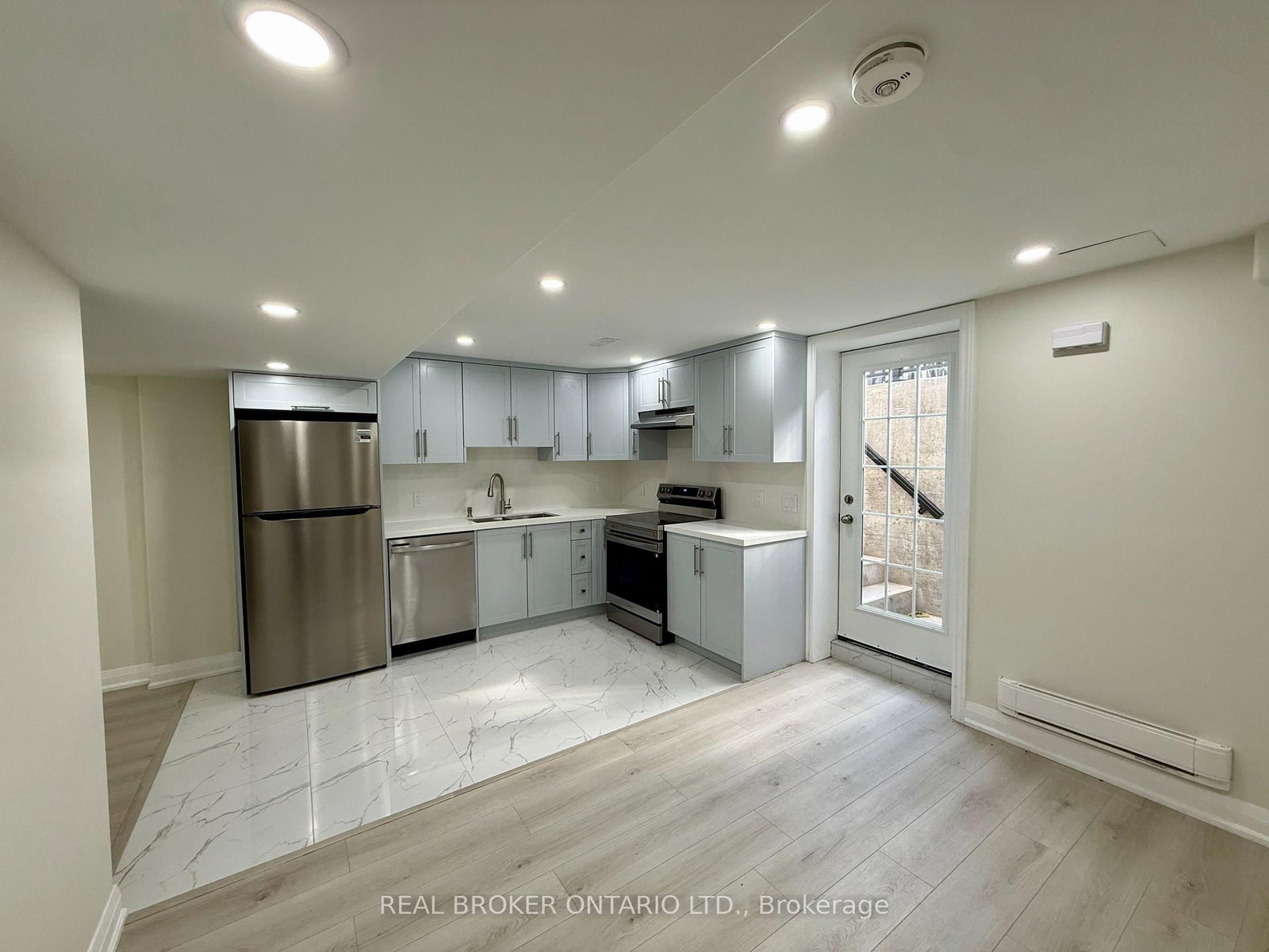 Bsmt-42 Sunnyview Rd, Brampton — 2