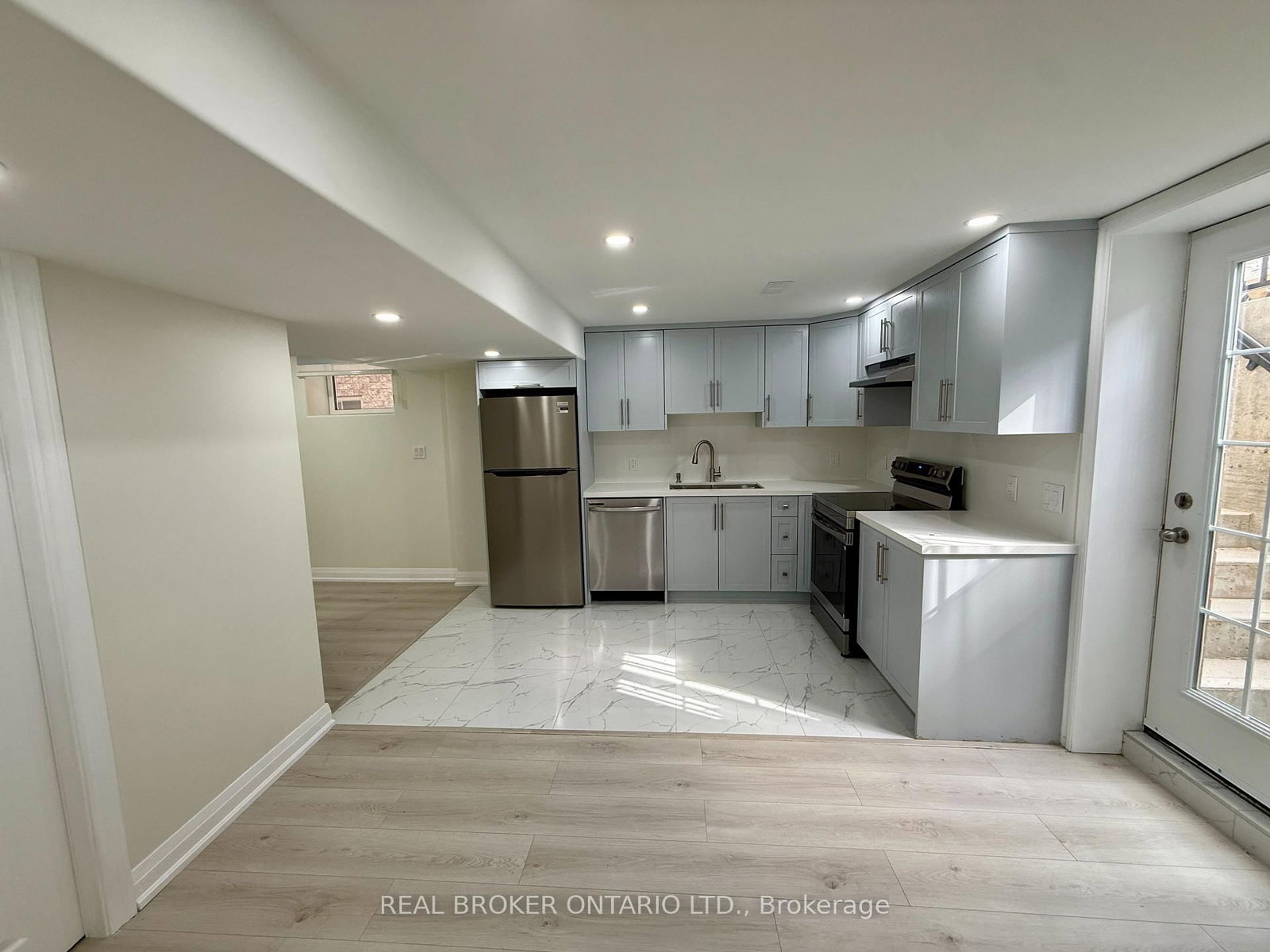 Bsmt-42 Sunnyview Rd, Brampton — 3