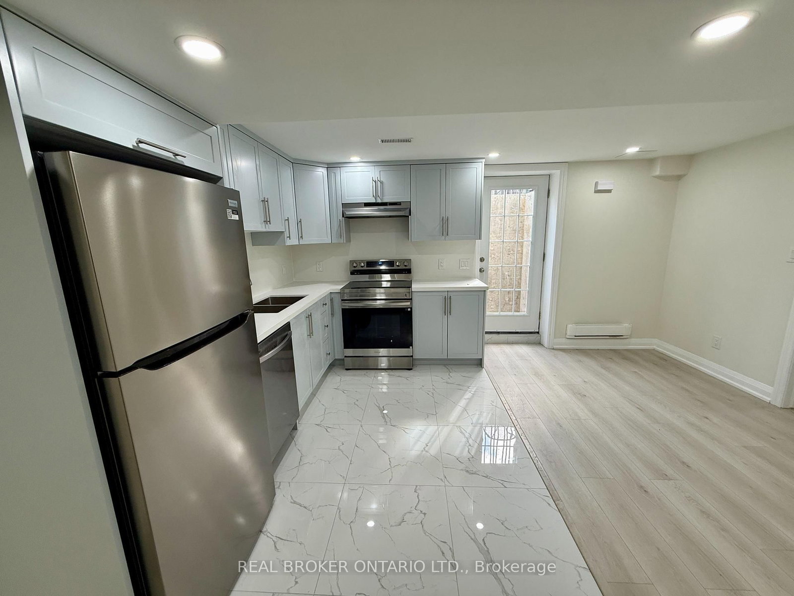 Bsmt-42 Sunnyview Rd, Brampton — 4