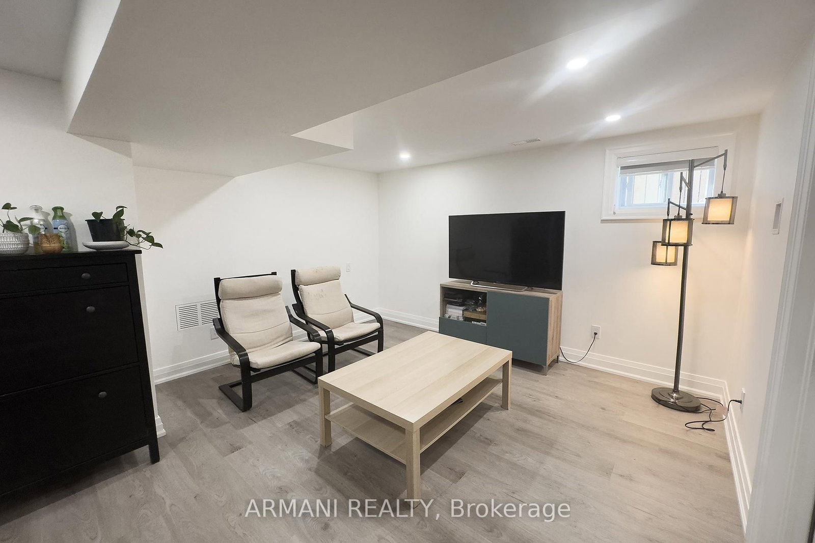 Basement-97 Cuffley Cres, Toronto — 16