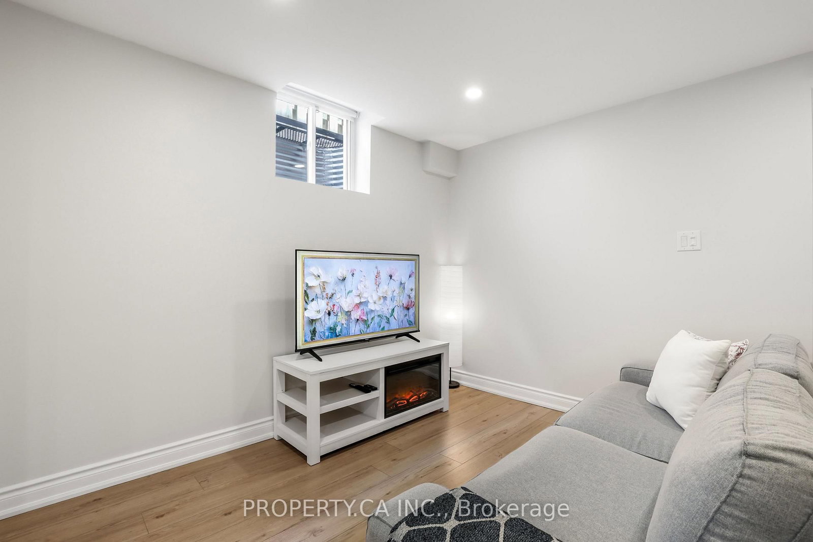 Lower-891 Willowbank Tr, Mississauga — 10