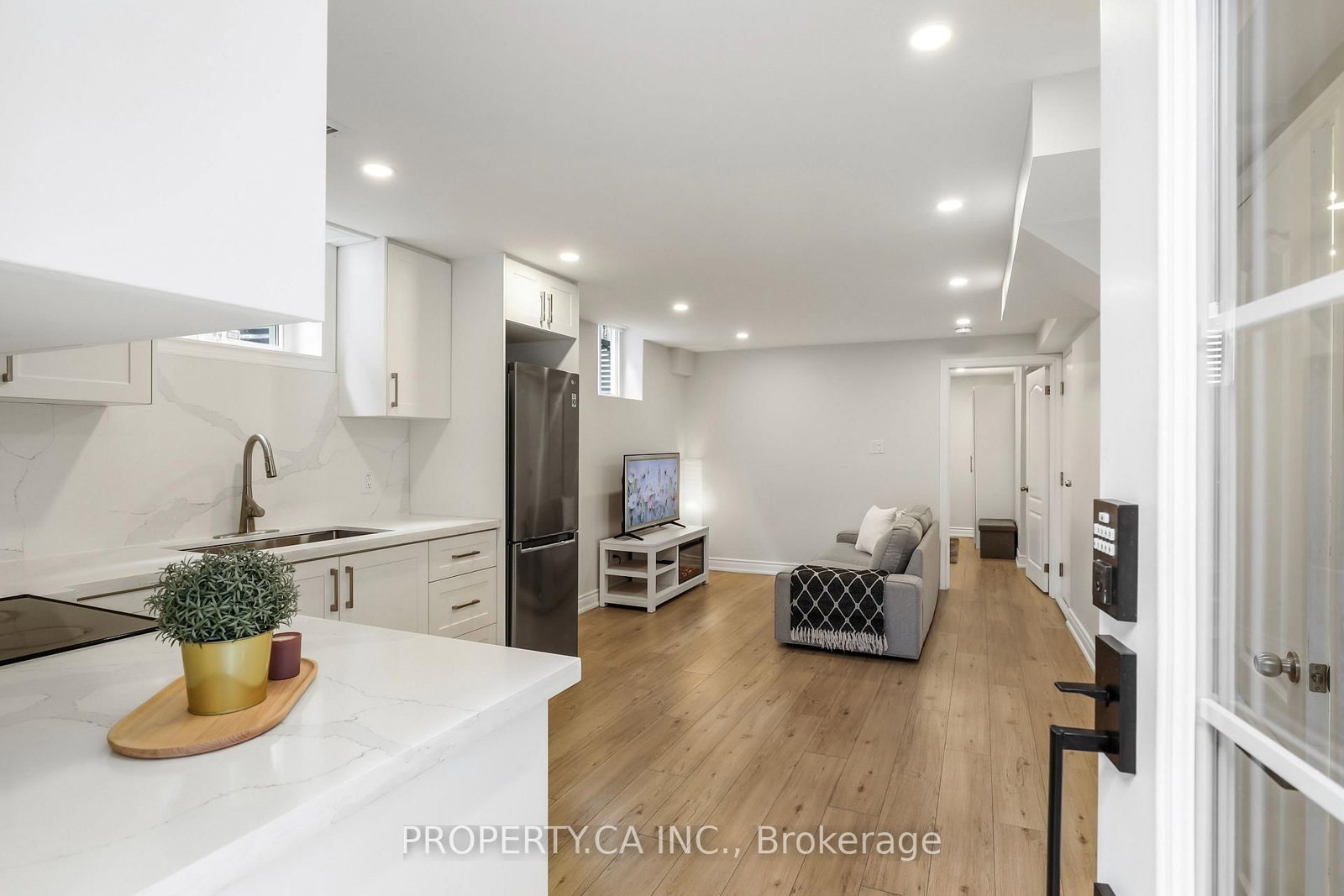 Lower-891 Willowbank Tr, Mississauga — 3