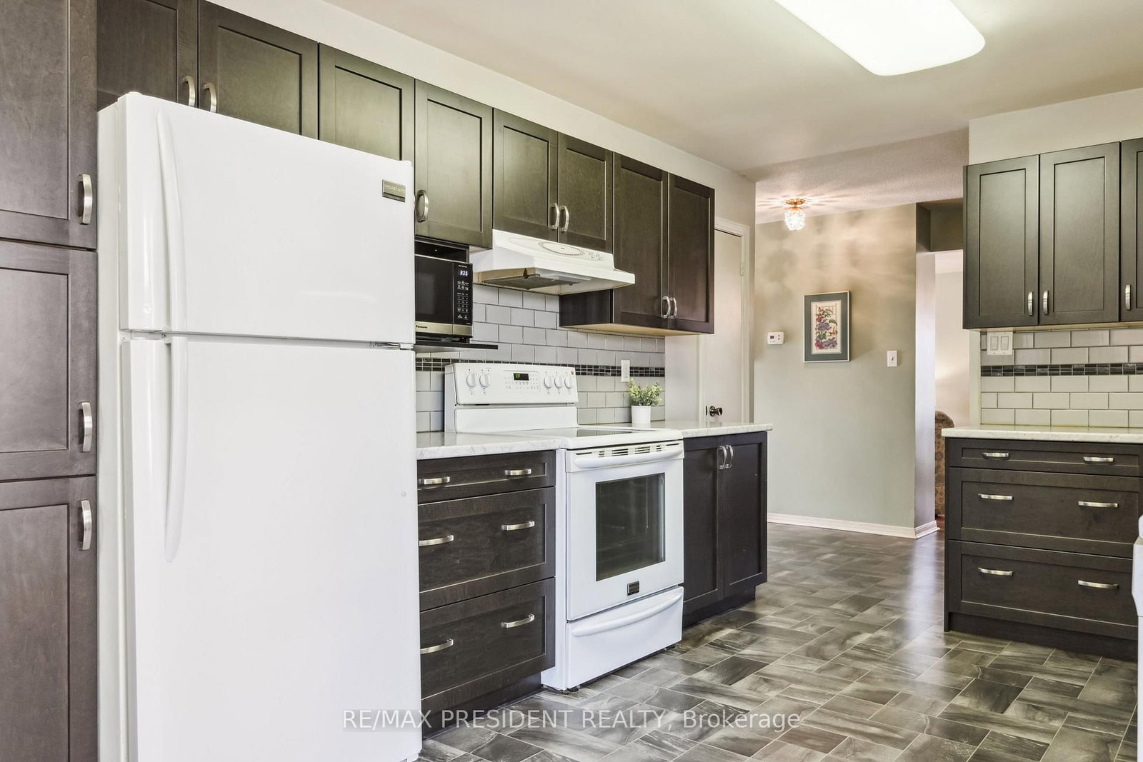 384 Centre St, Brampton — 12