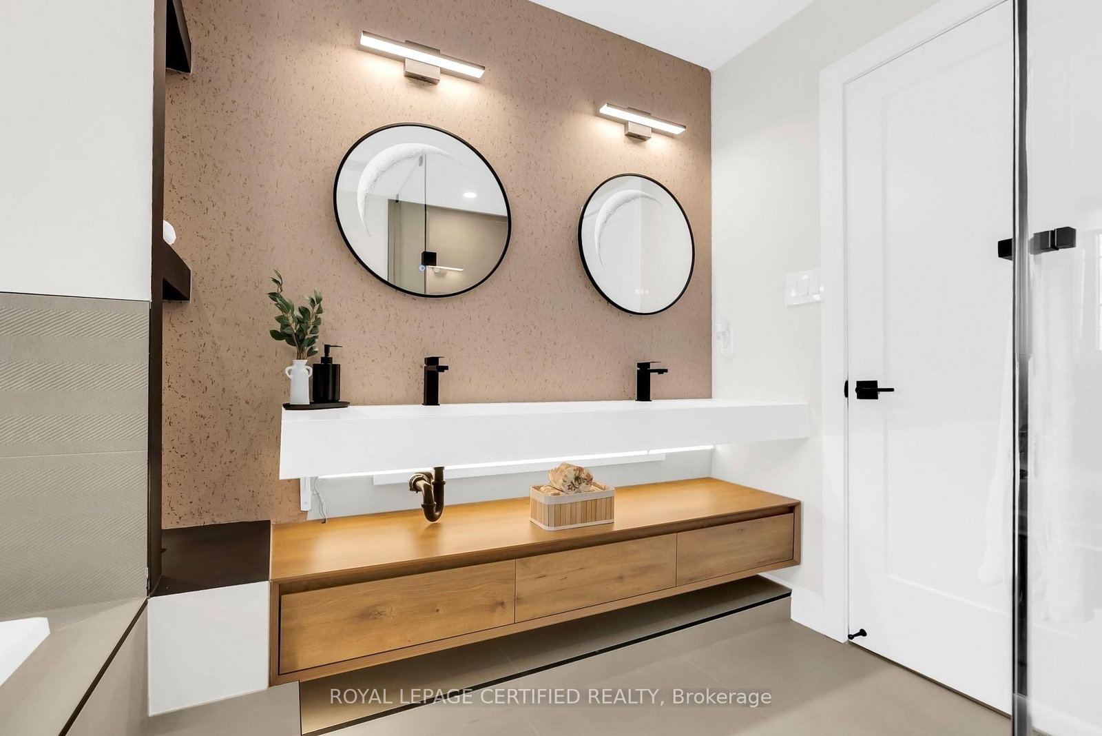 23 Charlie Jordan Rd, Toronto — 29