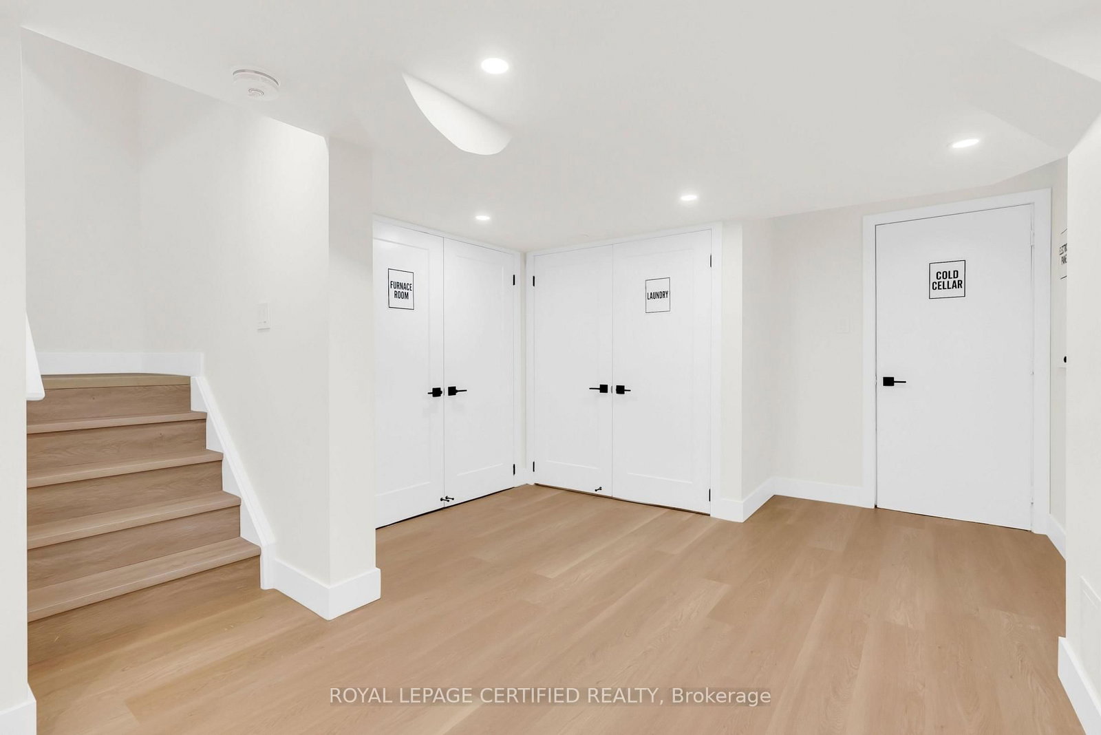 23 Charlie Jordan Rd, Toronto — 36