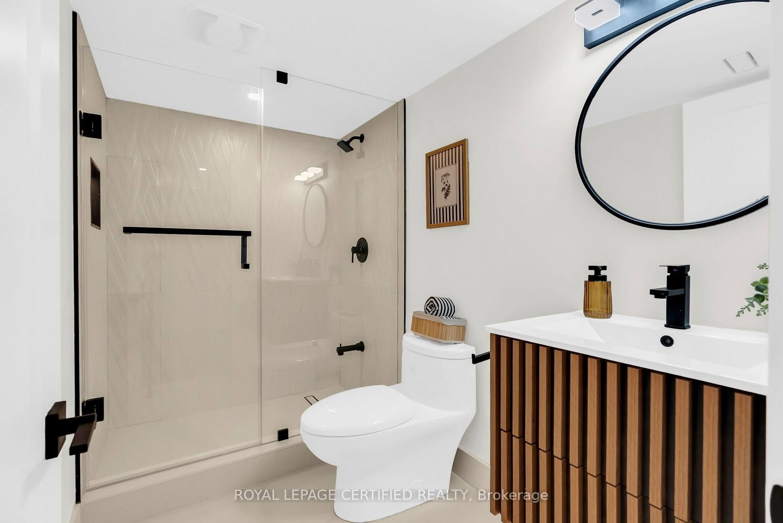 23 Charlie Jordan Rd, Toronto — 39