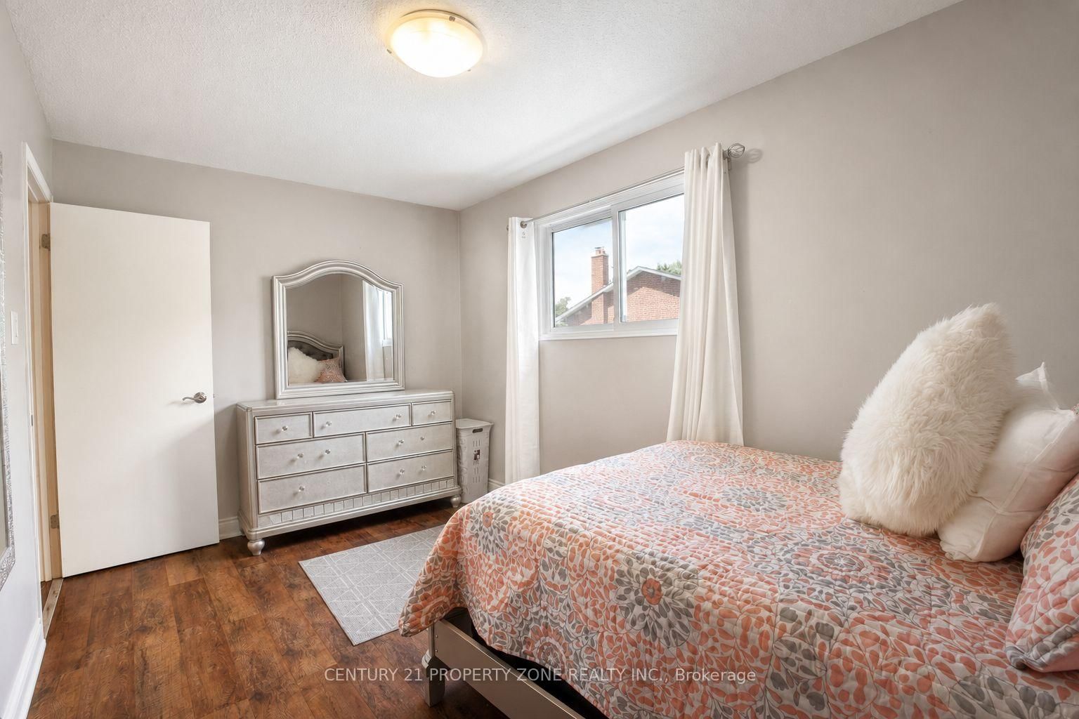 27 Madrid Cres, Brampton — 13