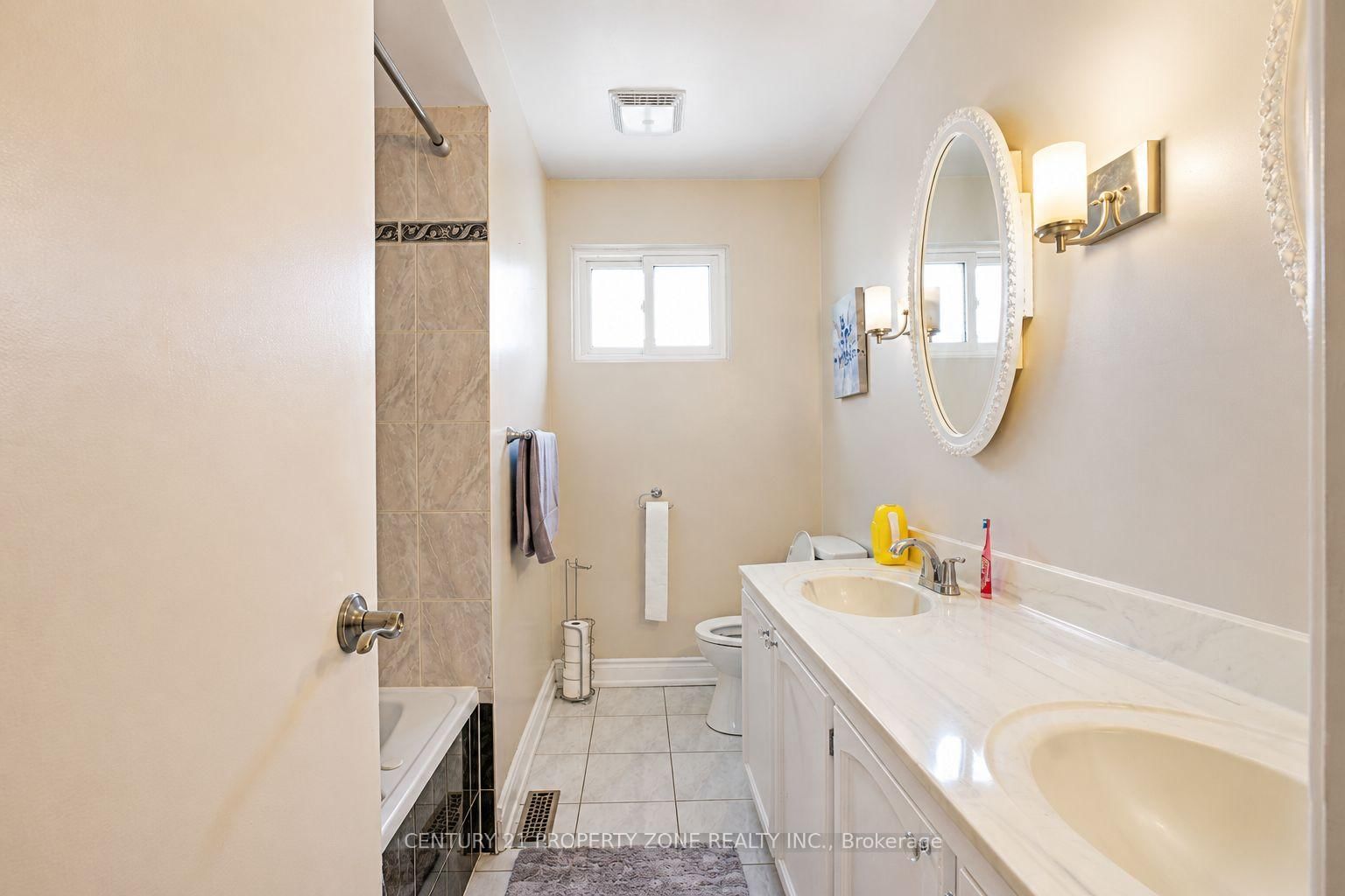 27 Madrid Cres, Brampton — 15