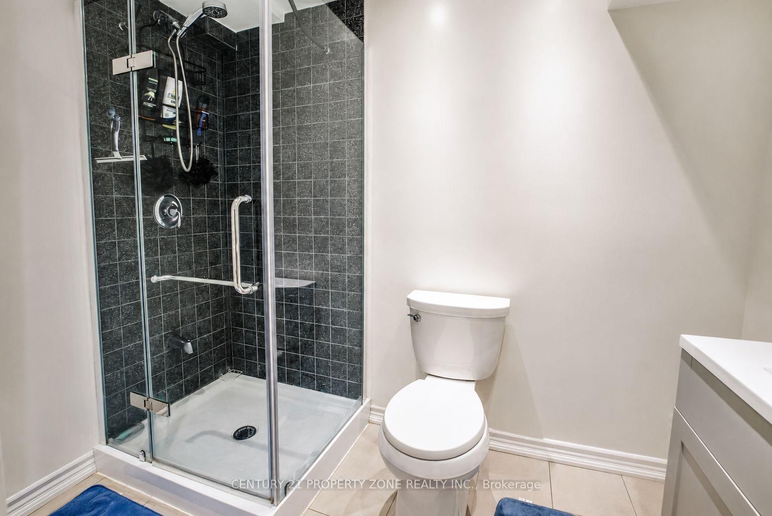 27 Madrid Cres, Brampton — 17