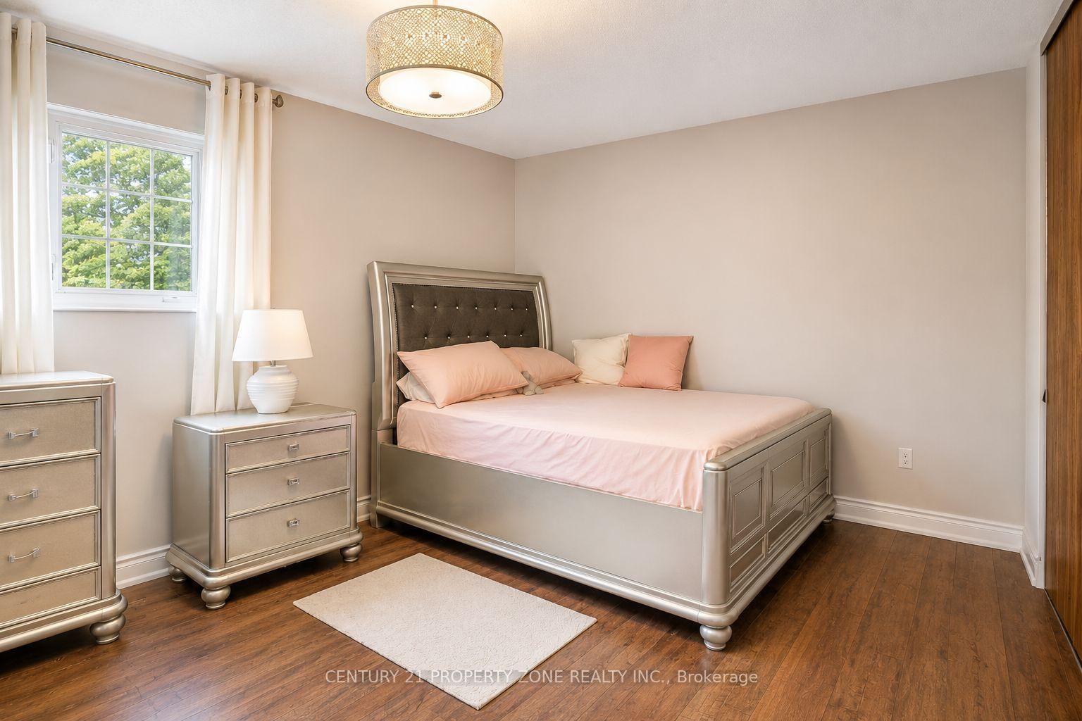 27 Madrid Cres, Brampton — 19