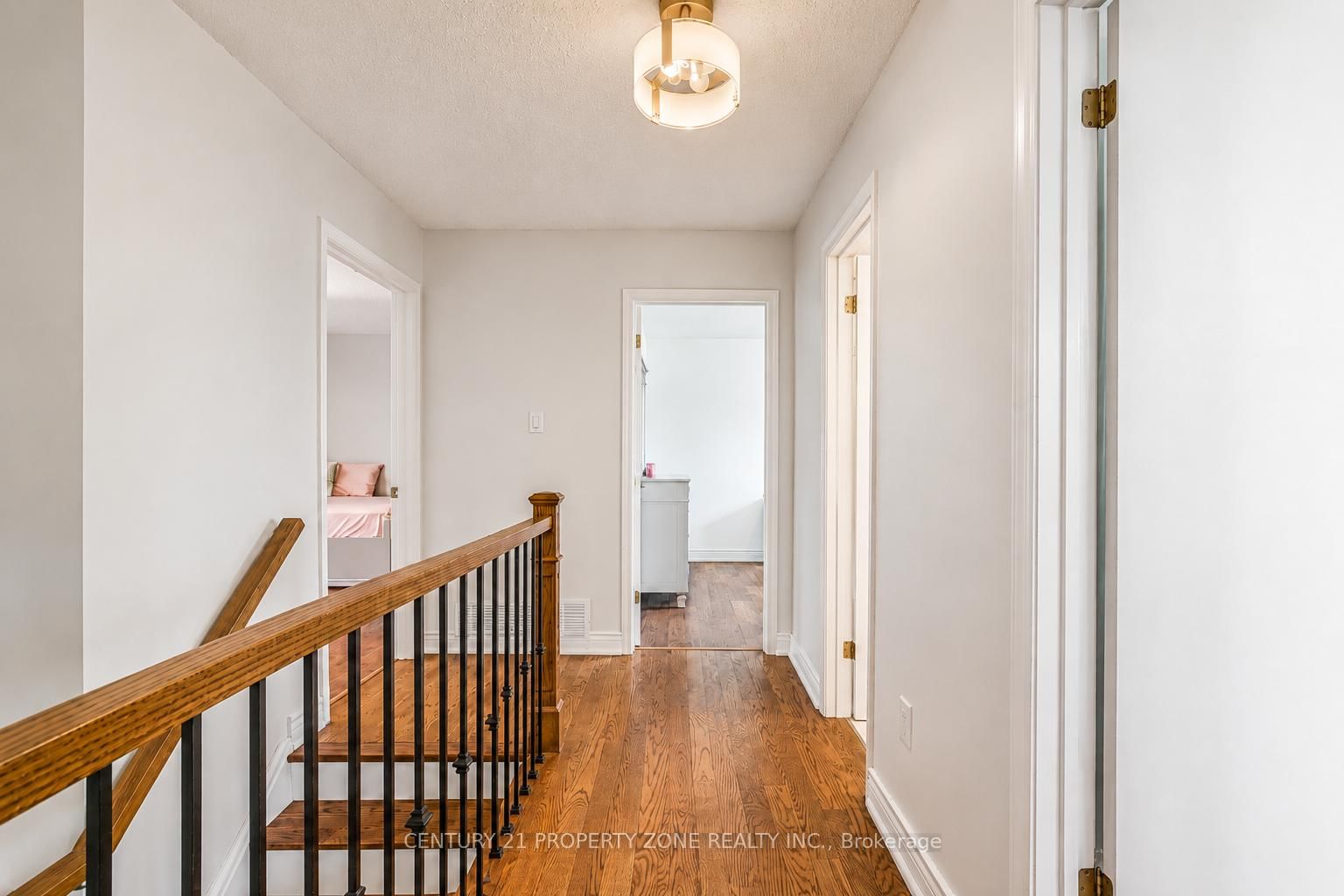27 Madrid Cres, Brampton — 22
