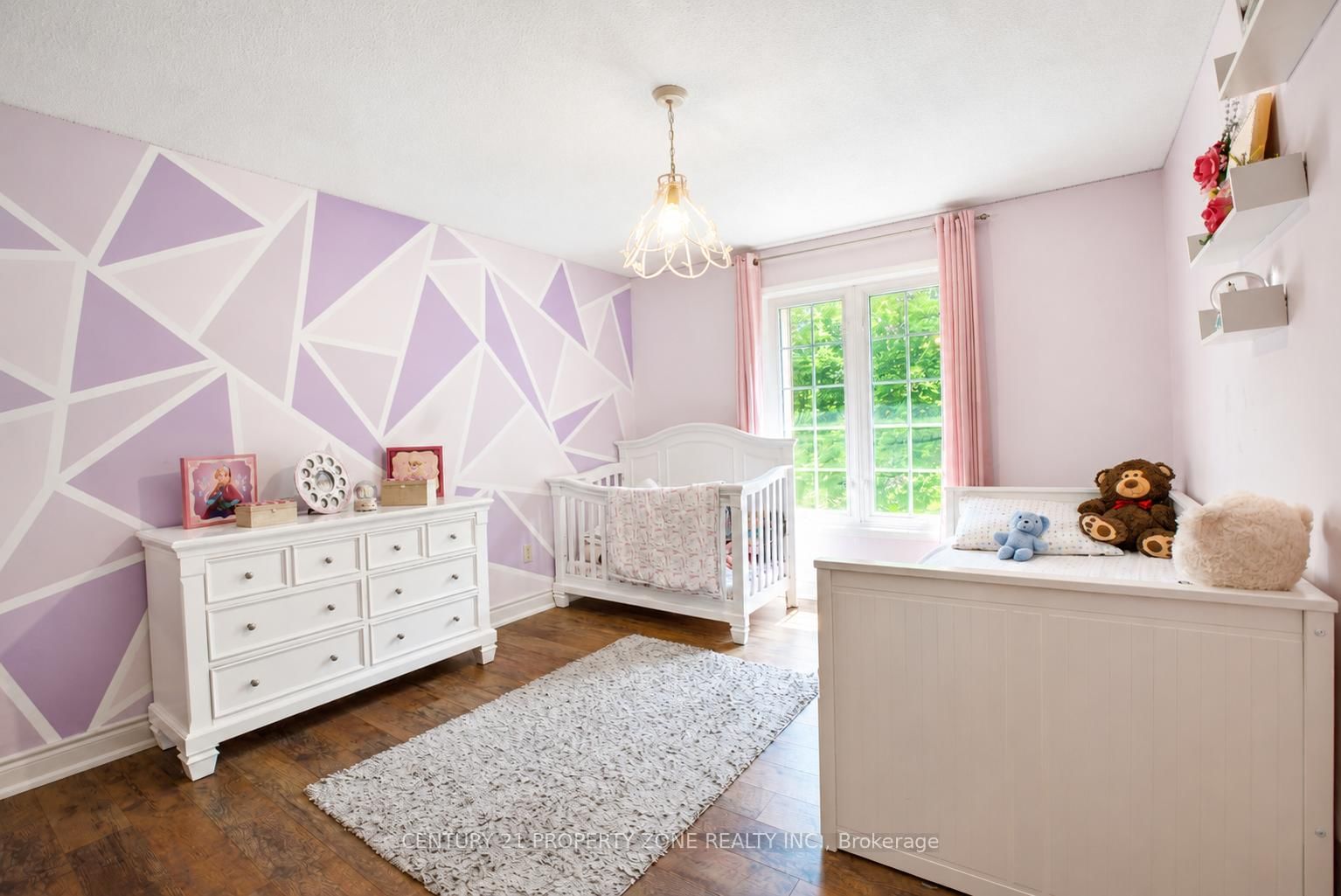 27 Madrid Cres, Brampton — 27
