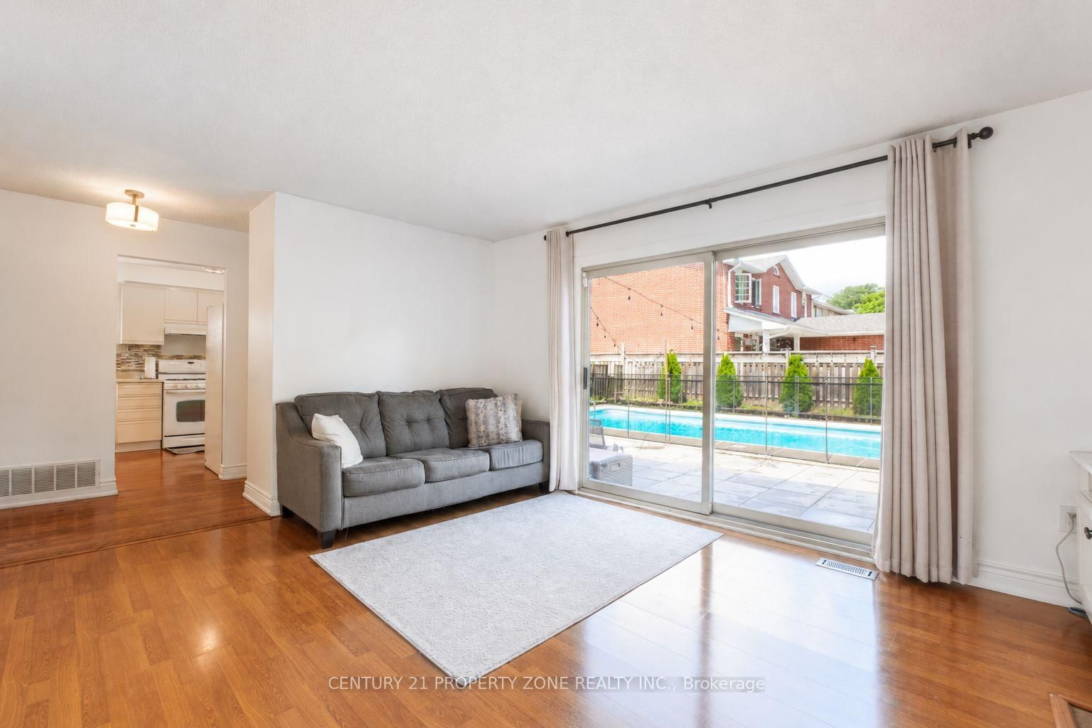 27 Madrid Cres, Brampton — 32