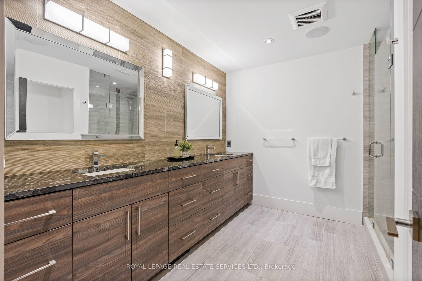 23 Lorraine Gdns, Toronto — 23
