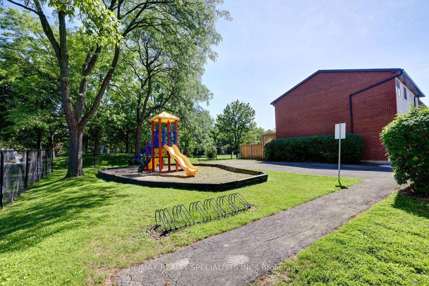 30-2445 Homelands Dr, Mississauga — 34