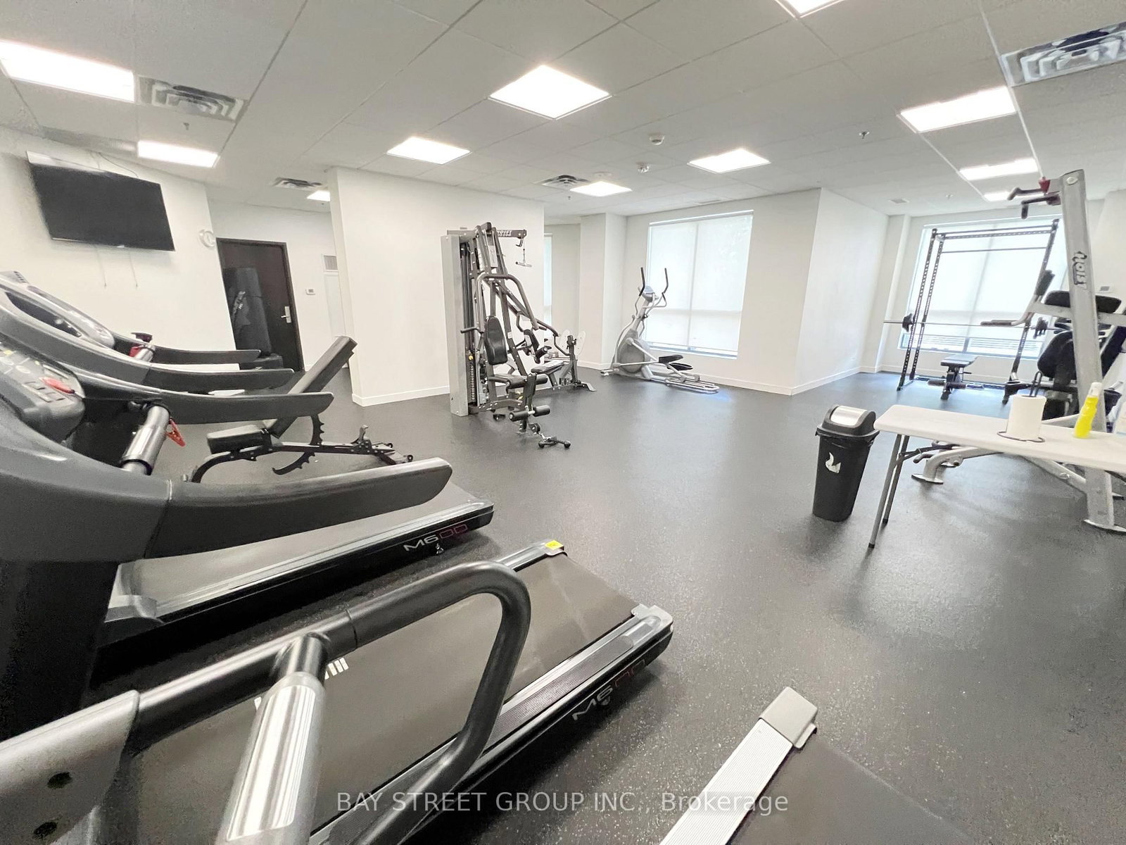 409-840 Queens Plate Dr, Toronto — 13