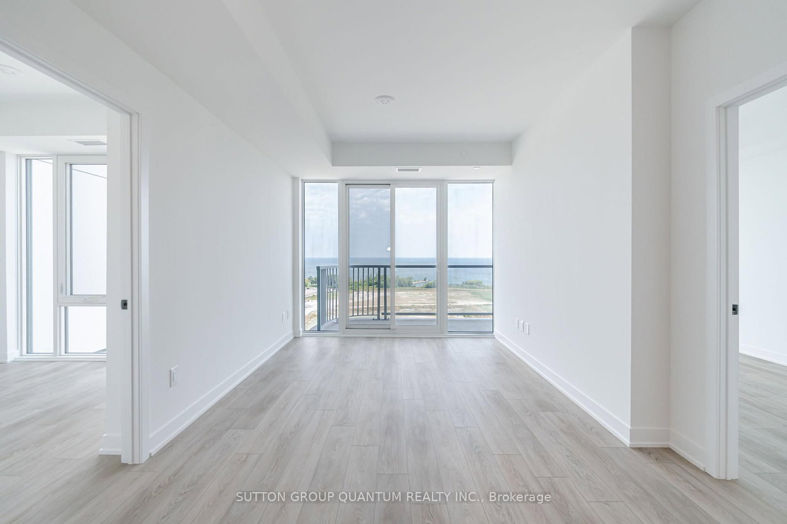 1307-220 Missinnihe Way, Mississauga — 13