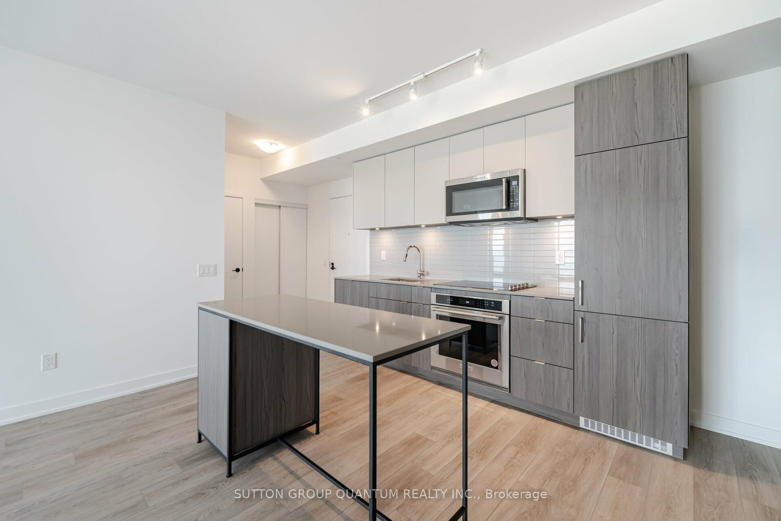 1307-220 Missinnihe Way, Mississauga — 7