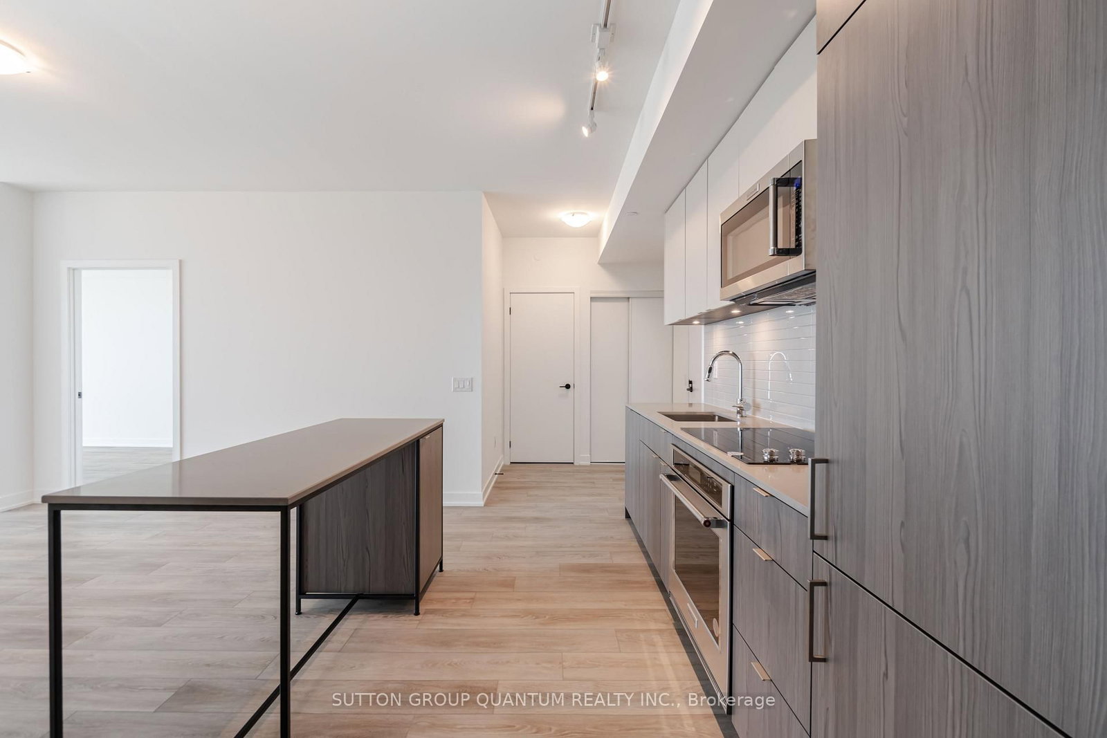 1307-220 Missinnihe Way, Mississauga — 8